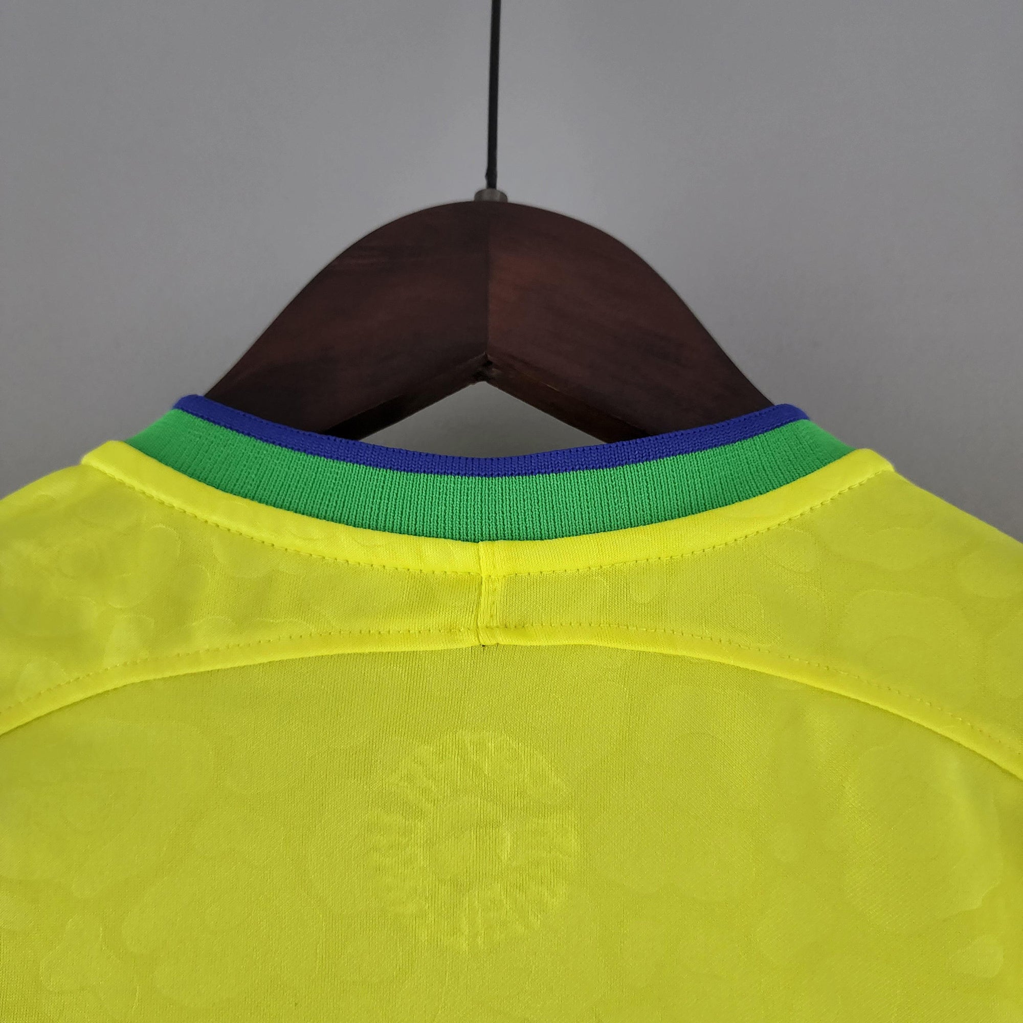 Camisa Seleção Brasil I 22/23 Nike - Amarelo - (Feminina)
