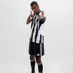 Camisa adidas Newcastle 2025/26 I Torcedor